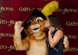 La actriz prestó su voz recientemente en "Puss In Boots"